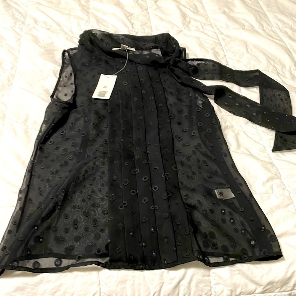 Banana republic sleeveless with zipper